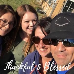 Meet your Posher, Dana